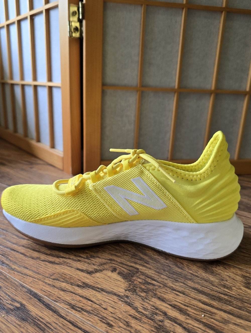 New Balance Fresh Foam ROAV Training Shoes NWT - Women's Size 6 - Picture 3 of 10